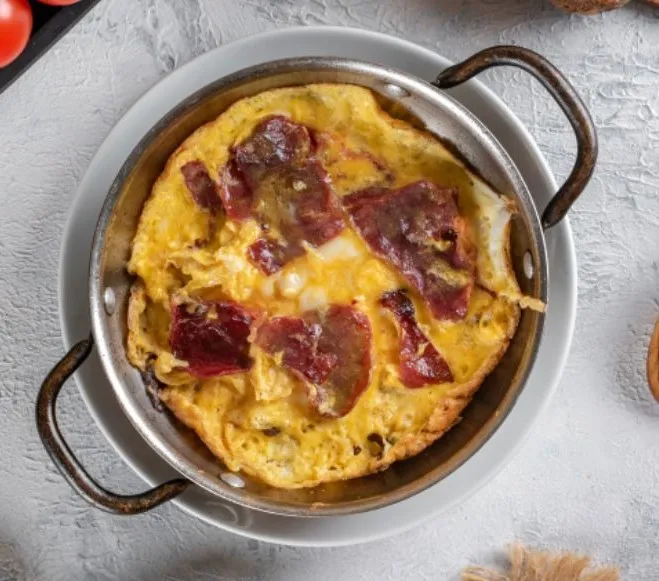 Pastırmalı Omlet