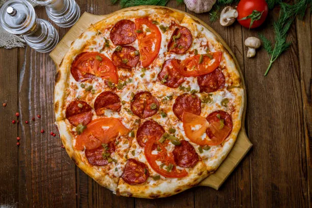 Sucuklu Pizza