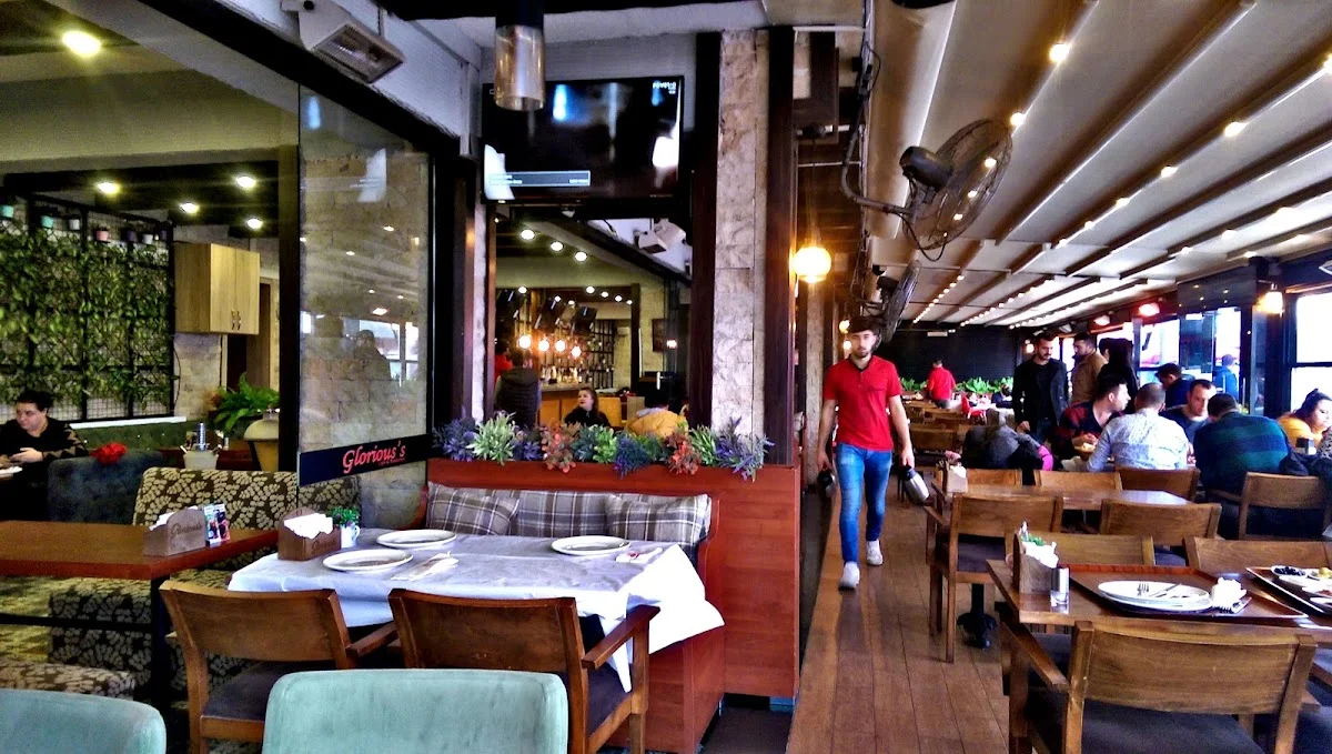 Glorious's Cafe&Restaurant