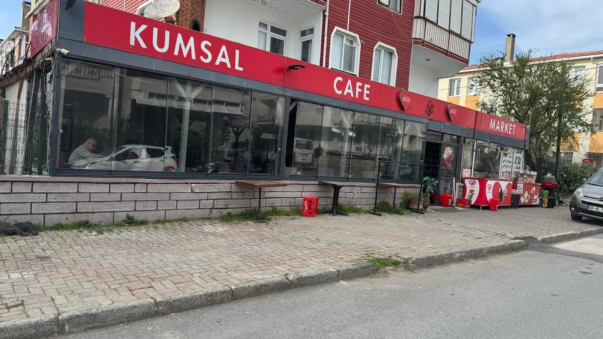 Aksu cafe market