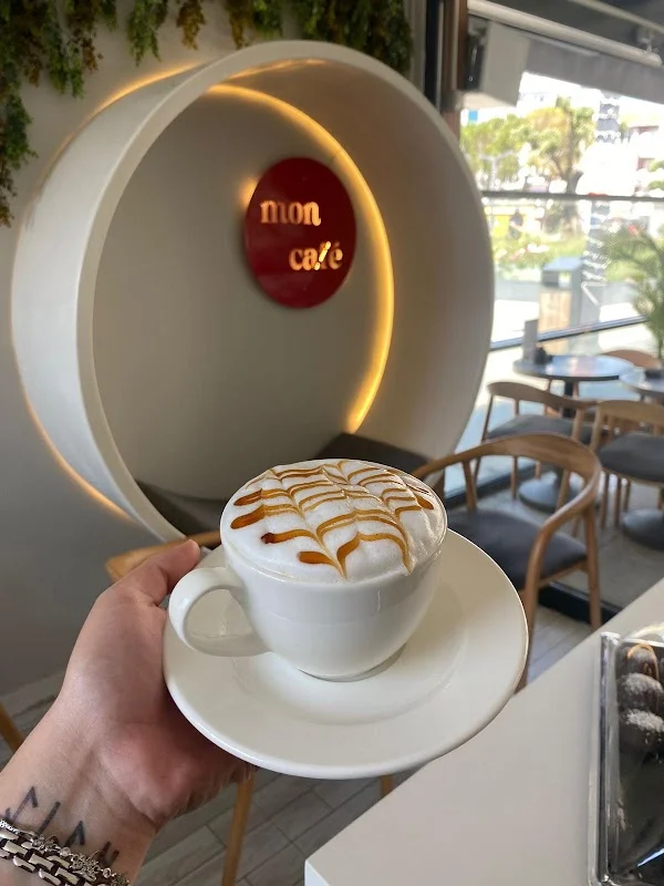 Mon Cafe