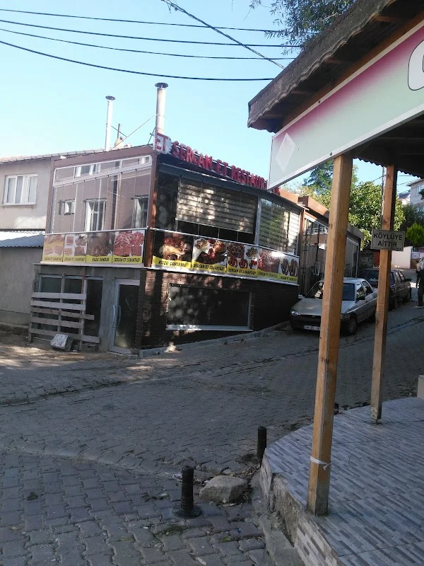 Sercan et restaurant