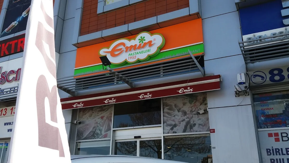 Emin Pastanesi