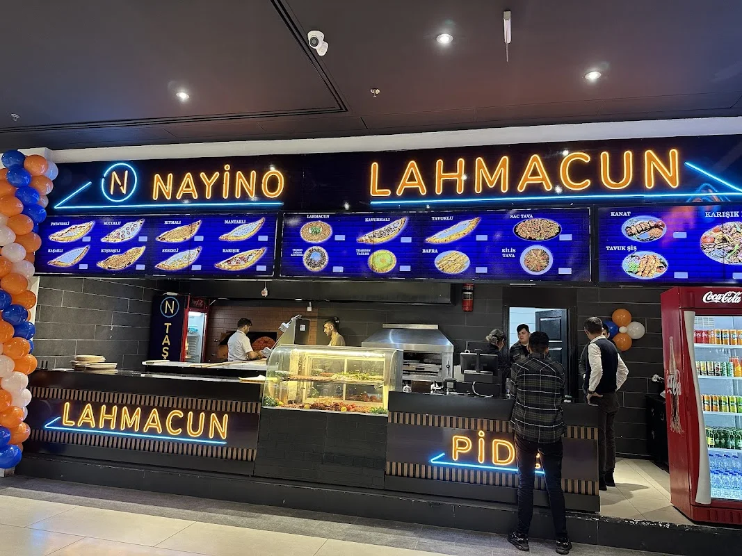 Nayino Lahmacun Pide Ve Kebap