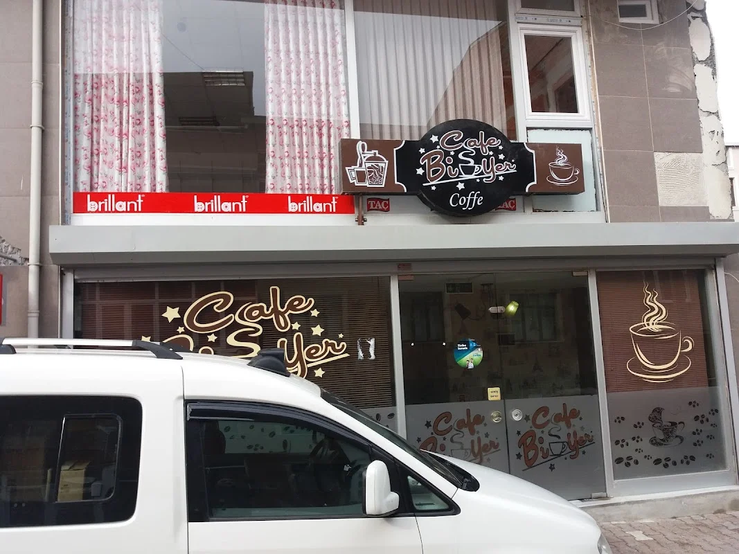 Demir büfe kahvaltı salonu