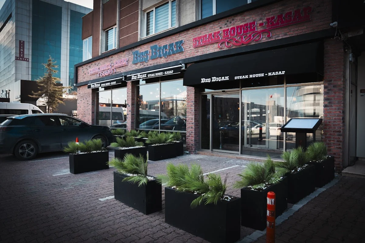 Beş Bıçak Steak House - Kasap
