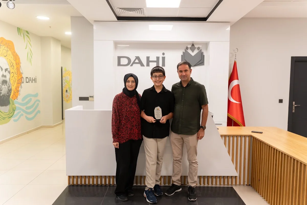Dahi Ders Evi Etüt Eğitim Merkezi