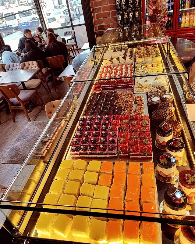 ELİTT FIRIN 2 EKMEK PASTA & CAFE - Esenyurt, İstanbul