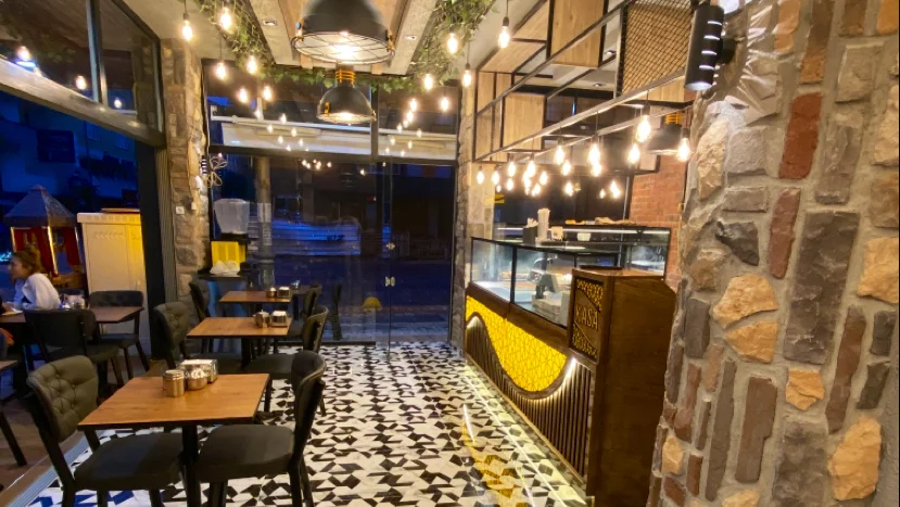 PARSELLER MEŞHUR SARIYER BÖREKÇİSİ