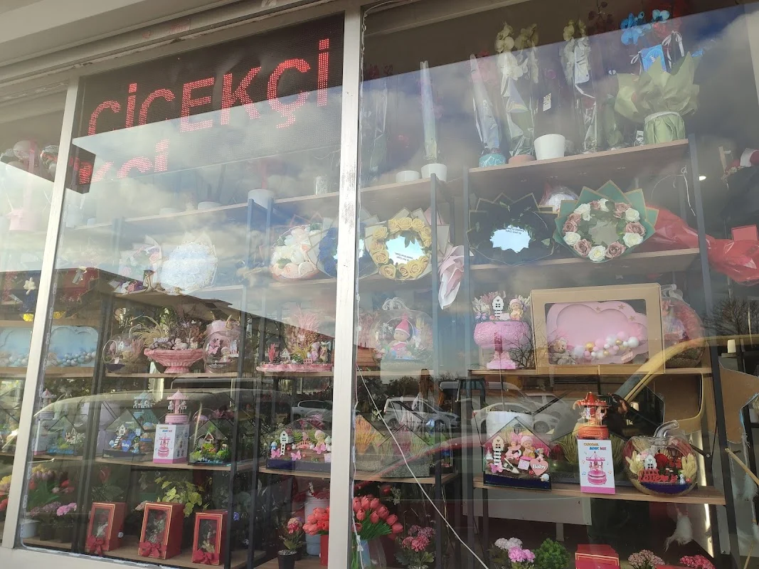 Firuz Çiçek, Avcilar ÇİÇEKÇİ, Çiçekçi