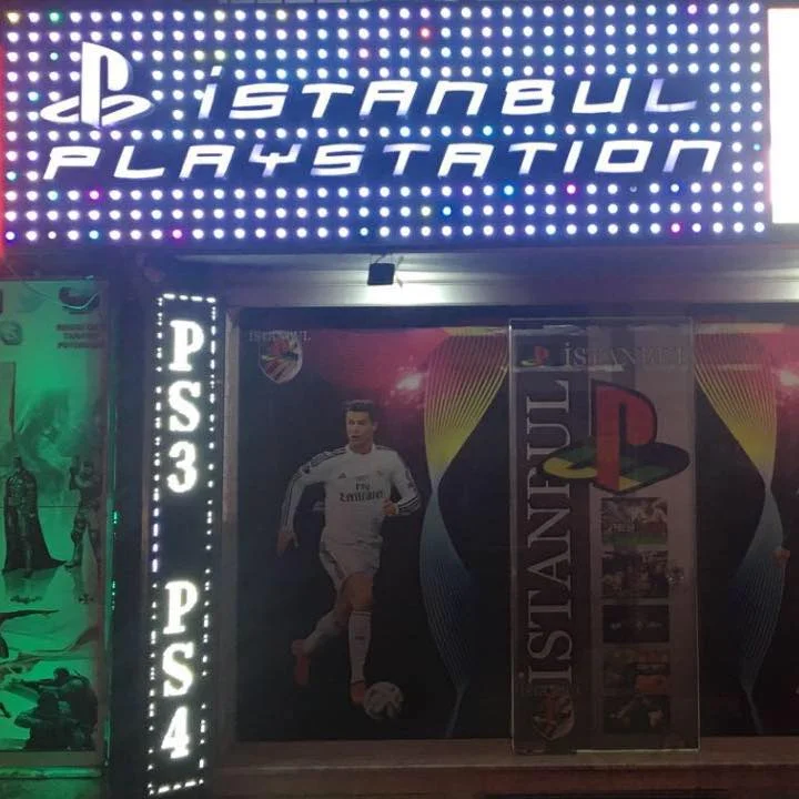 Universite PS3 Cafe