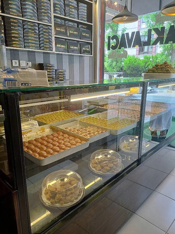 Baklavacı İmran usta
