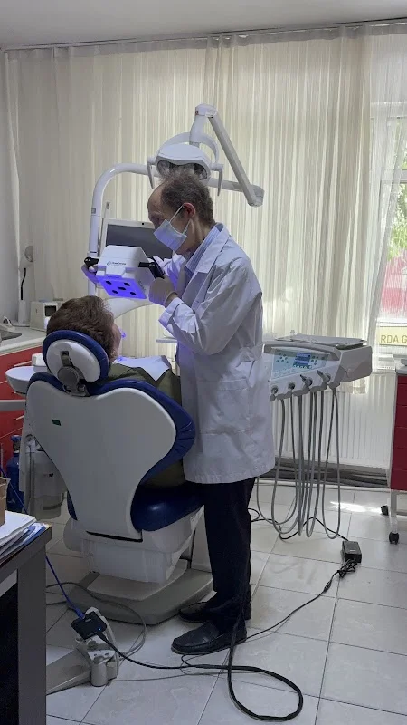 Erkan Hepişler Diş Kliniği