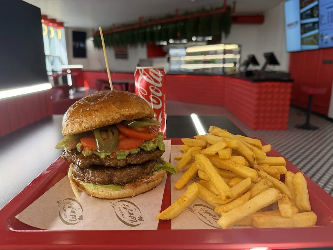 The WELL COOKED BURGER