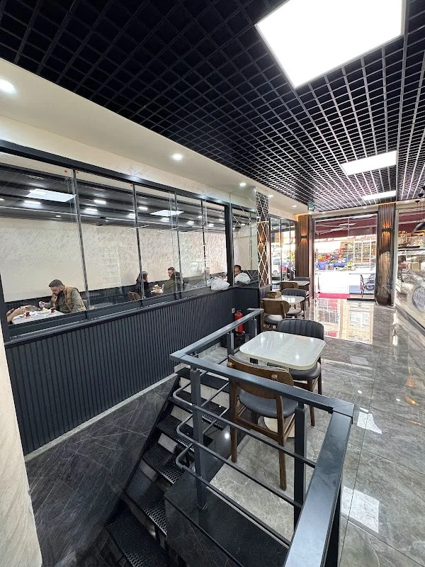 Meşhur Sariyer Börekçisi Hürriyet