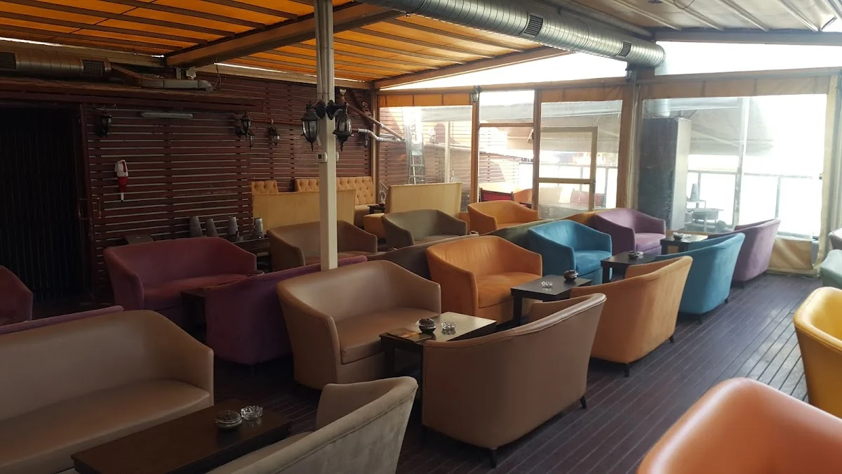 Dergah Nargile Cafe