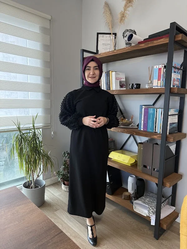 Uzm. Klinik Psikolog Elif Güşta AYDIN