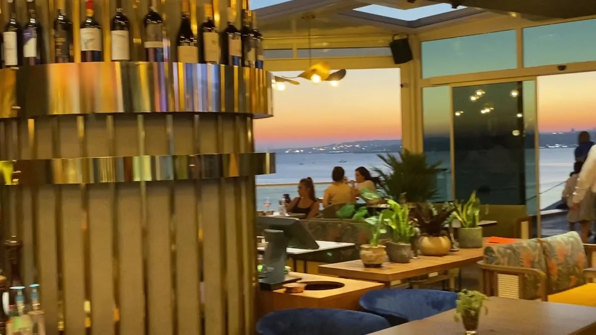 Nossa Cafe