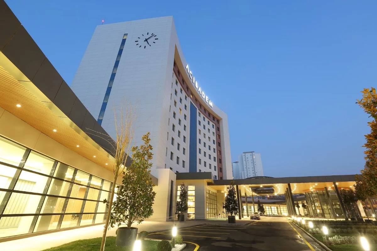 Acıbadem Üniversitesi Atakent Hastanesi