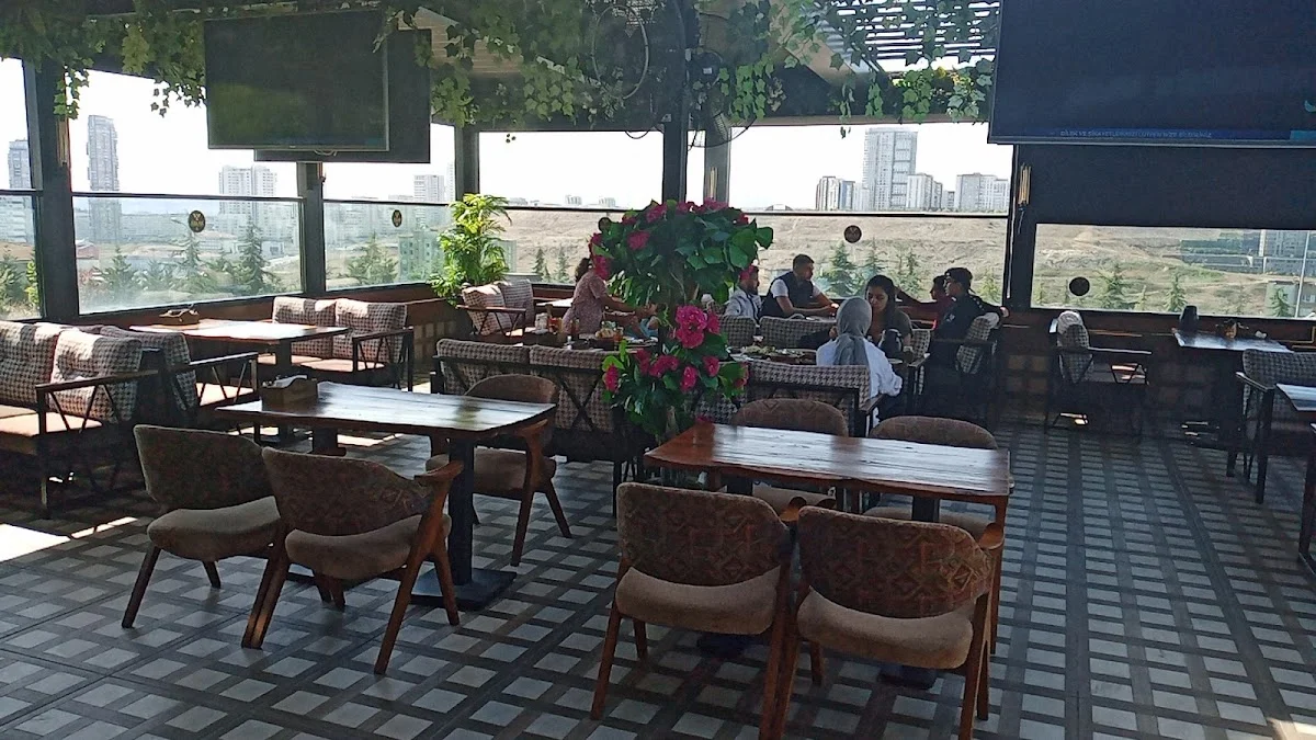 Monza Lounge