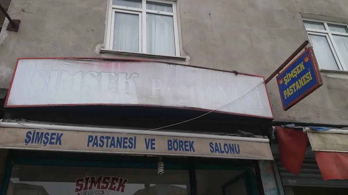 Şimşek Pastanesi