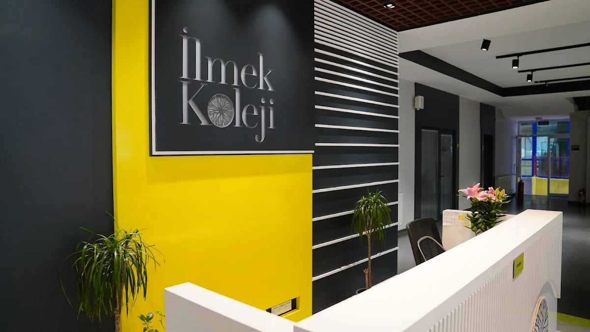 İlmek Koleji