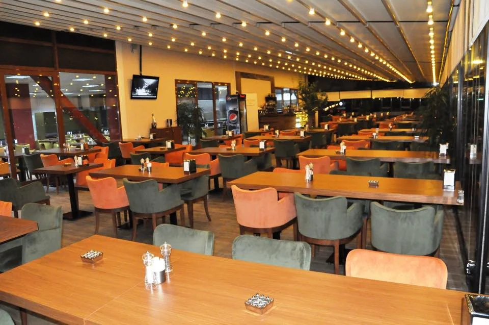 Menesse Restaurant