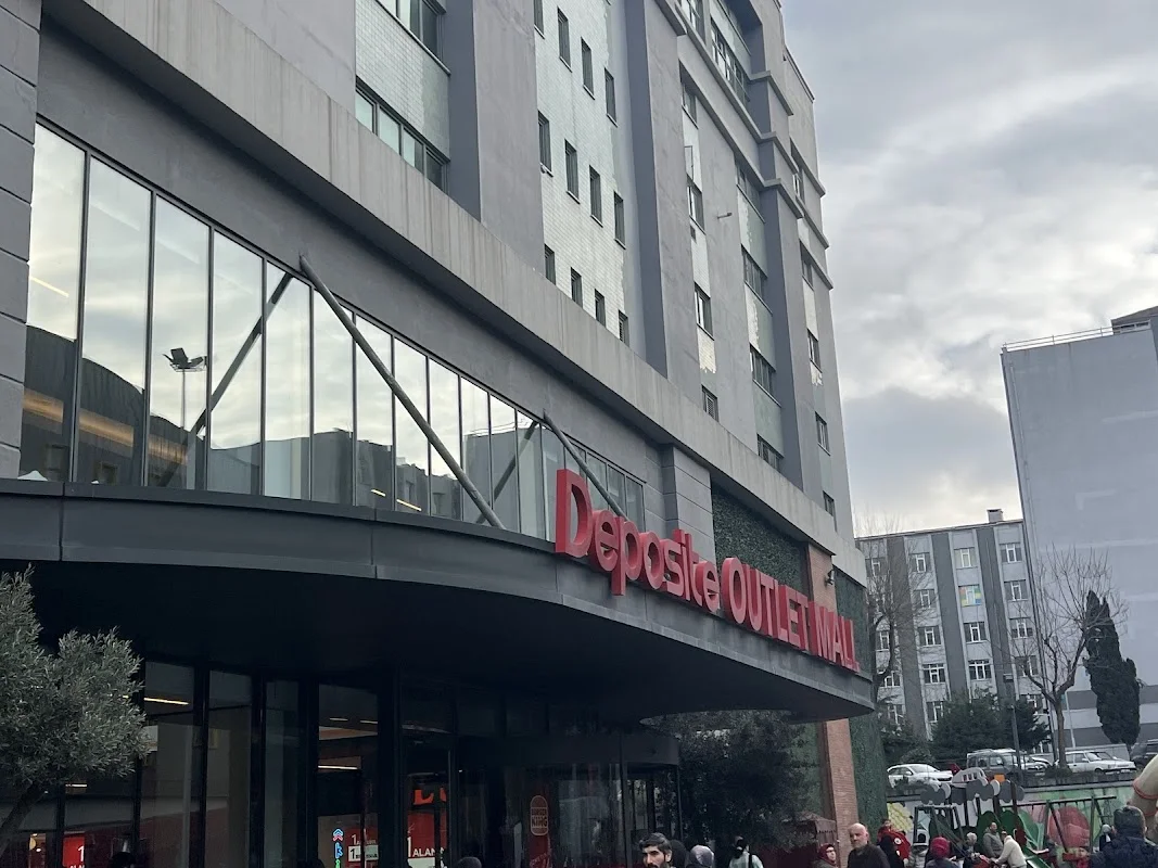Sinpaş Deposite Outlet Mall