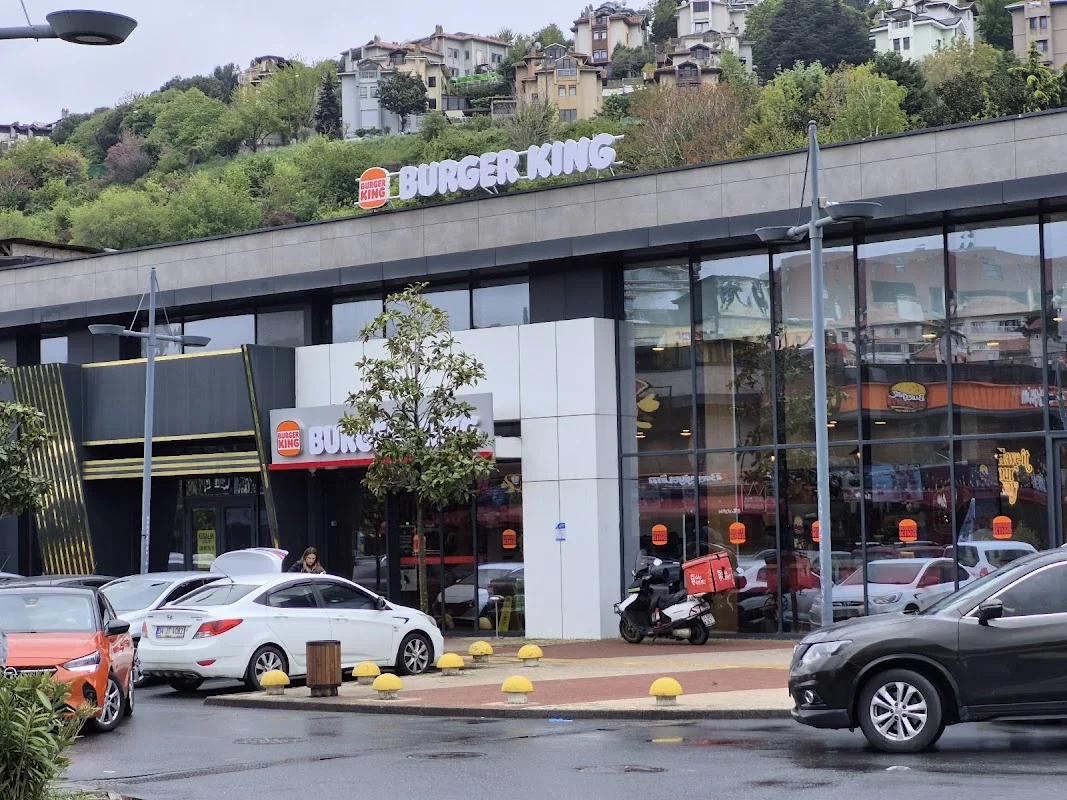 Burger King - Bahçeşehir Gölet