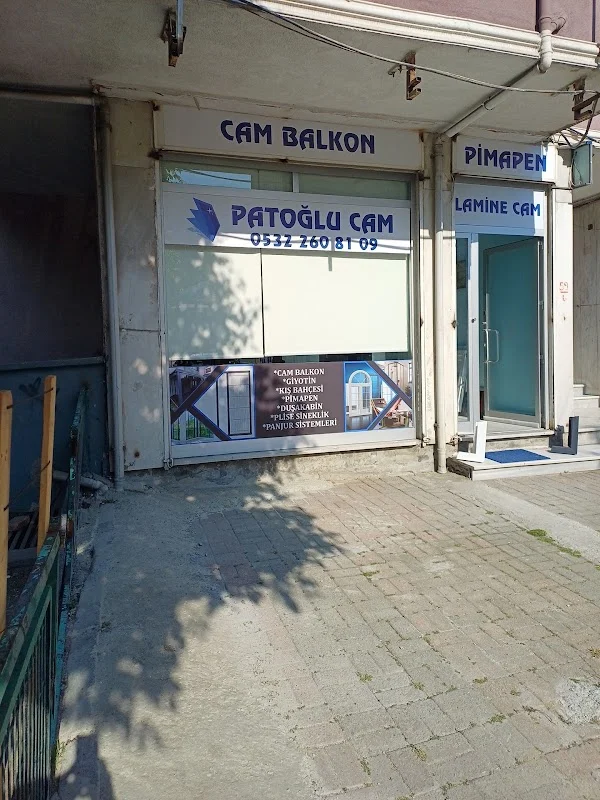 Patoğlu cam ayna