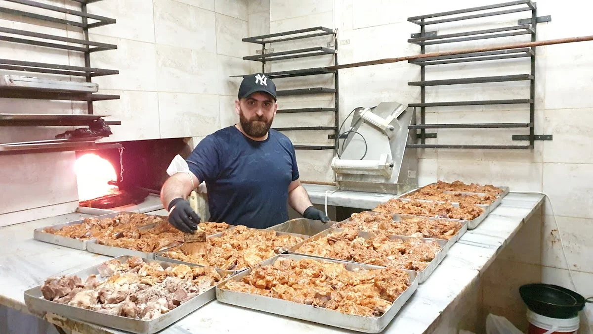 Meydan Kebap Ve Lahmacun Salonu