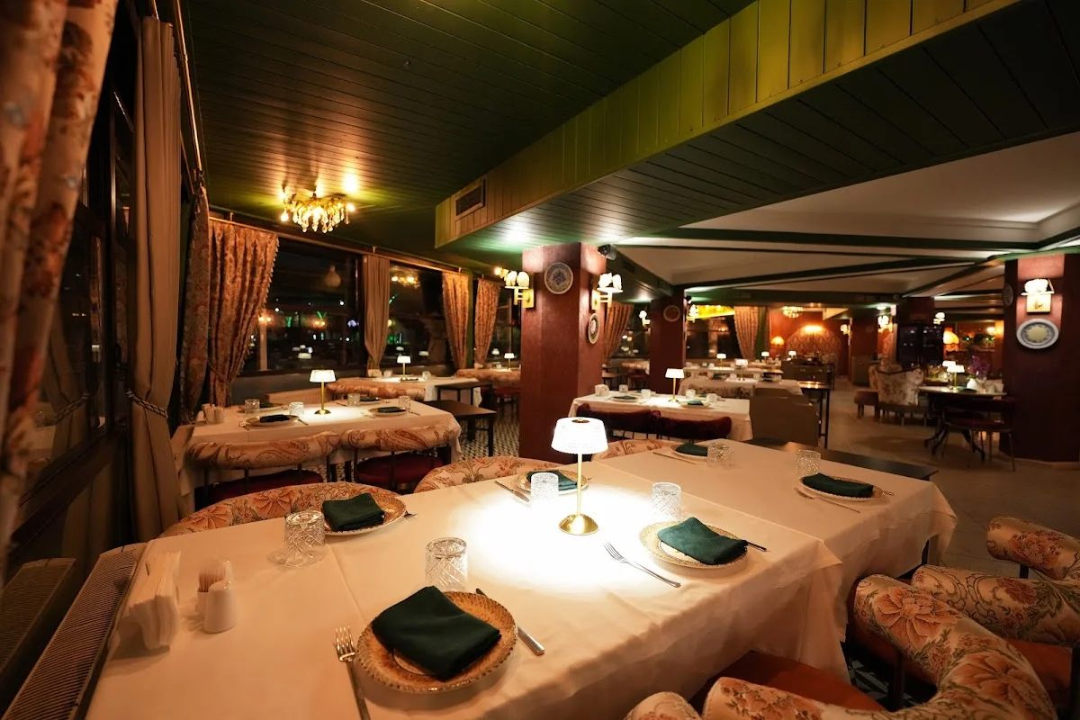 Göl Balık Bahçeşehir