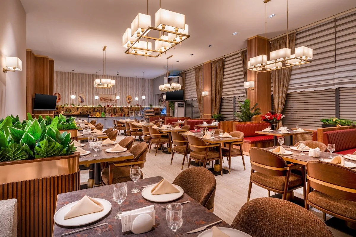Hidden Hills Fine Dining & A'la Carte Restaurant