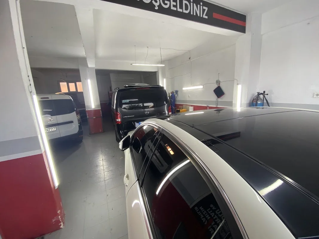 Poyraz Oto Kaporta Boya Hasar Onarım Merkezi Arnavutköy İmrahor Mah.