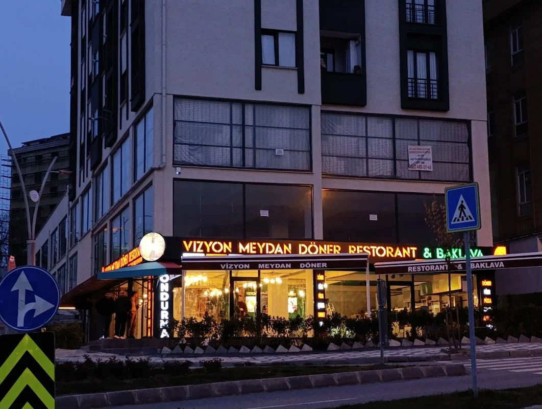 Taşoluk Vizyon Kebap ve Döner