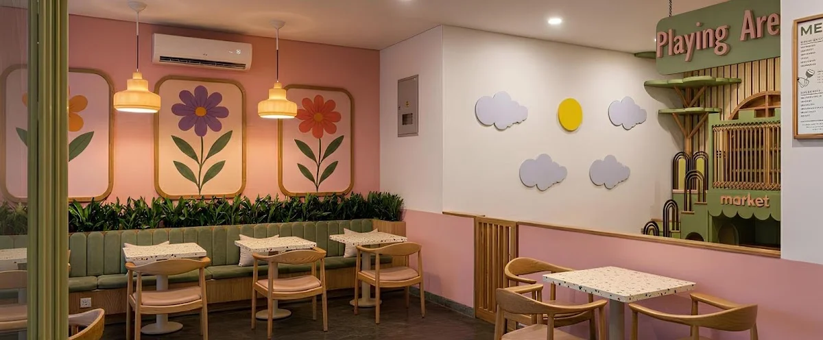 Laila Cafe & Play Area