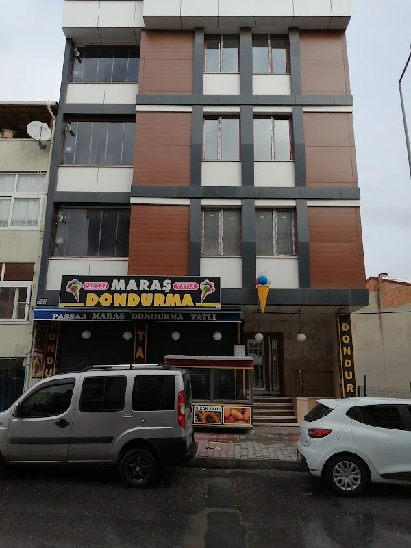 Hanımeli Tatlı Dondurma Gözleme Mantı Pilav