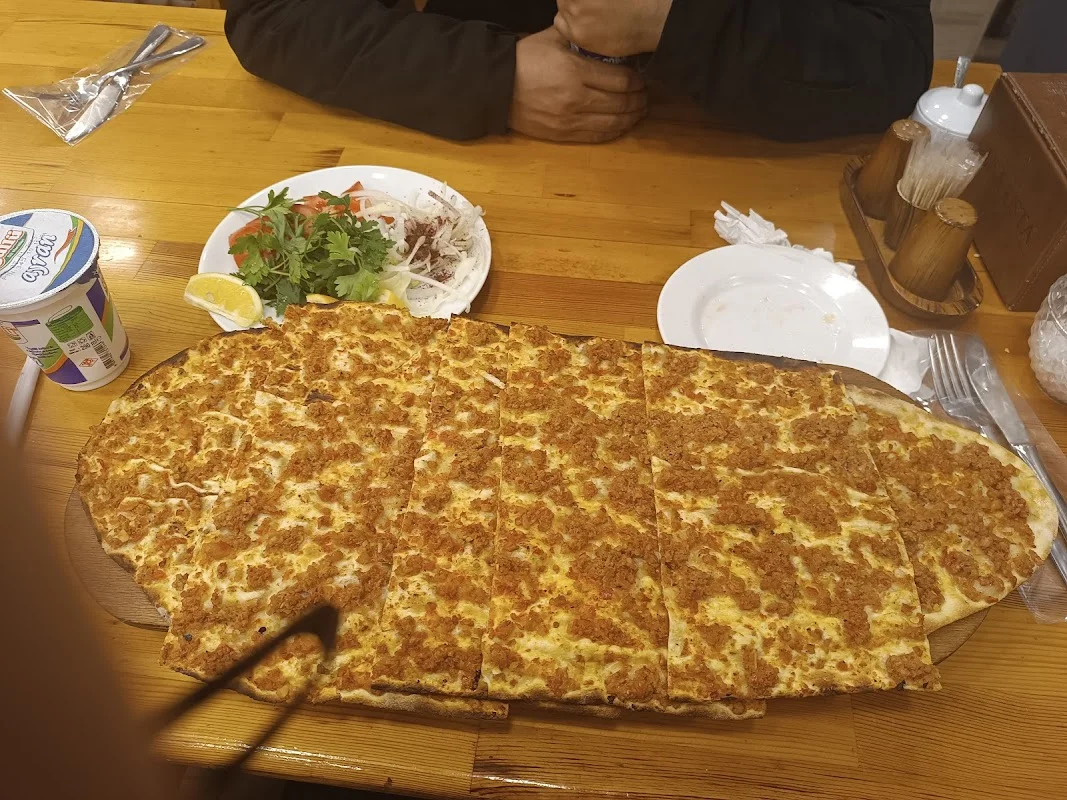 Musa Usta Kahvalti & Pide Salonu - Arnavutköy, İstanbul