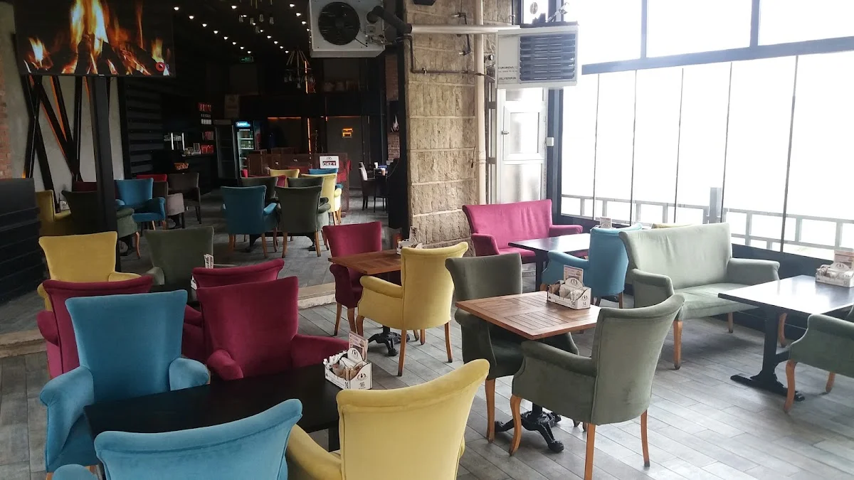 Babeyn Cafe