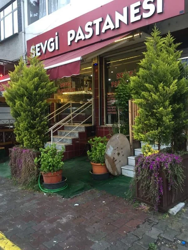 Sevgi Pastanesi