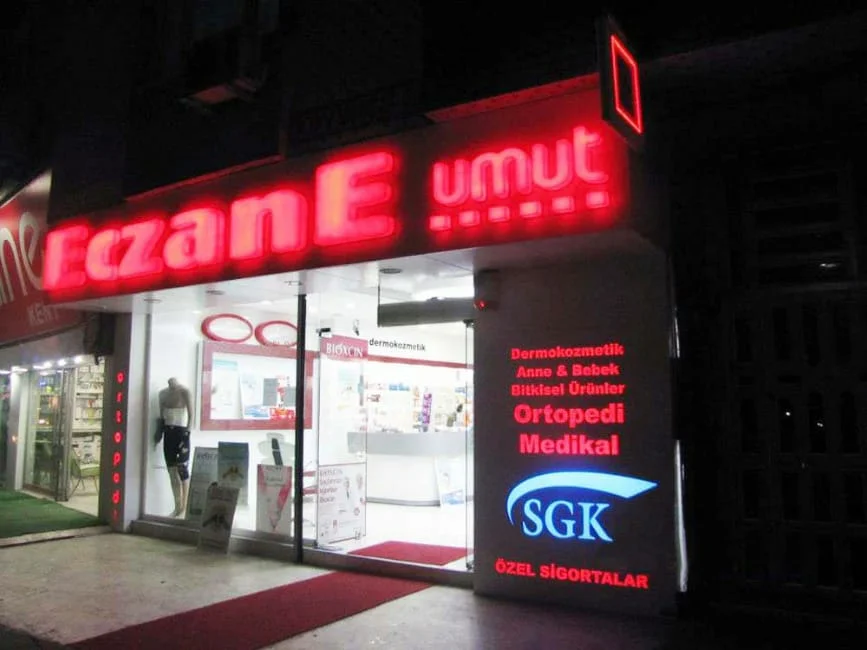 Yeni Umut Eczanesi - Gaziosmanpaşa, İstanbul