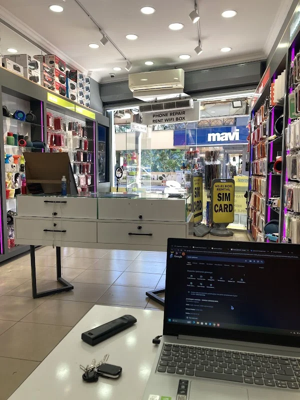 Gazi Çiğkōfte Salonlari