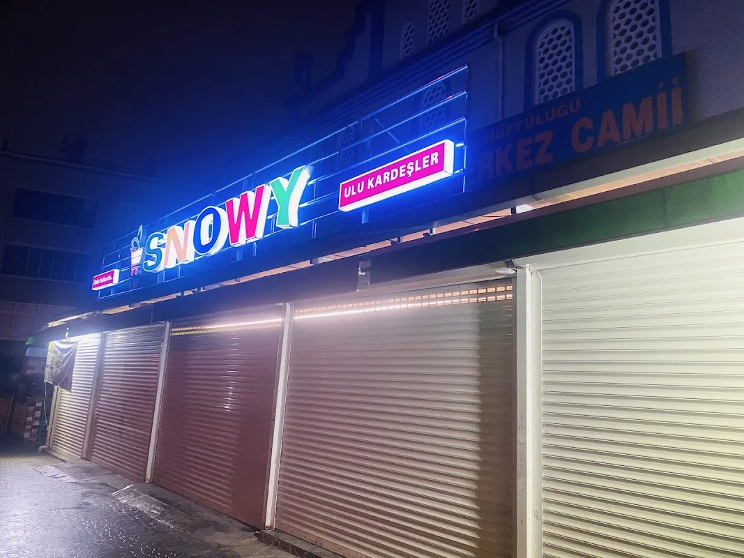 Snowy Market Mevlana Şubesi