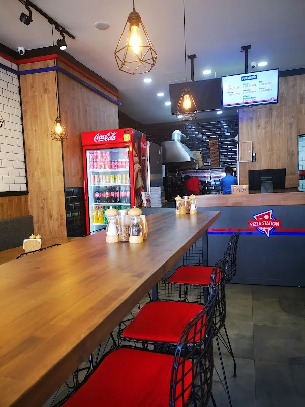 Pizza Station