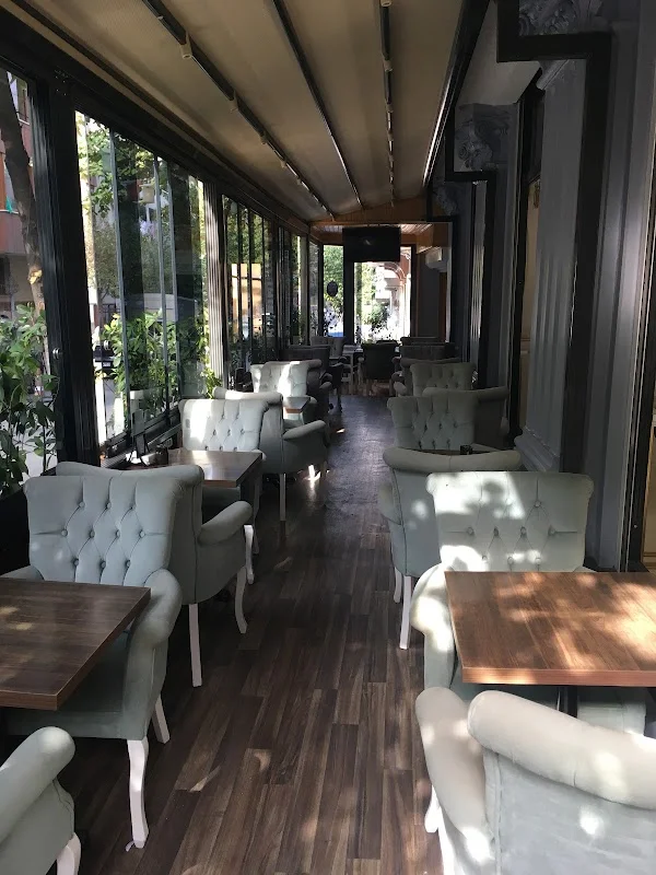 Zlato Lounge Cafe & Nargile