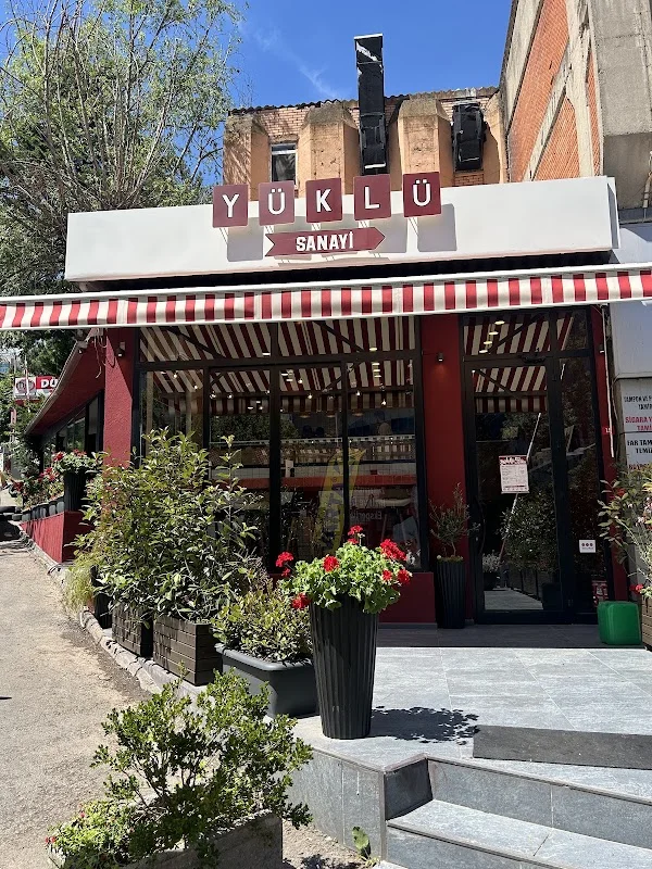 Yüklü Sanayi Kumpir & Gastro Streetfood