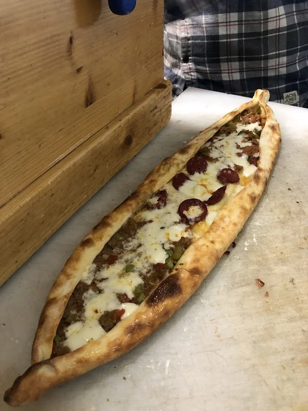 Maslak pide ekspress - Sarıyer, İstanbul