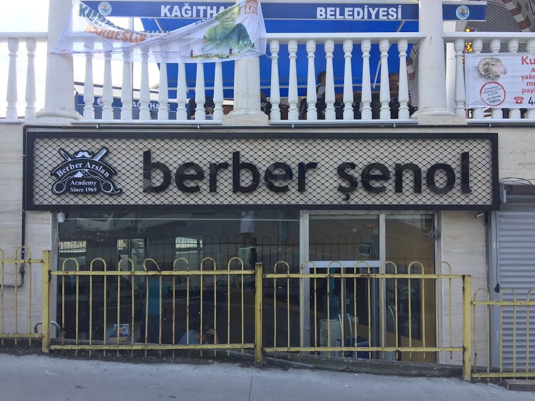 Berber Şenol