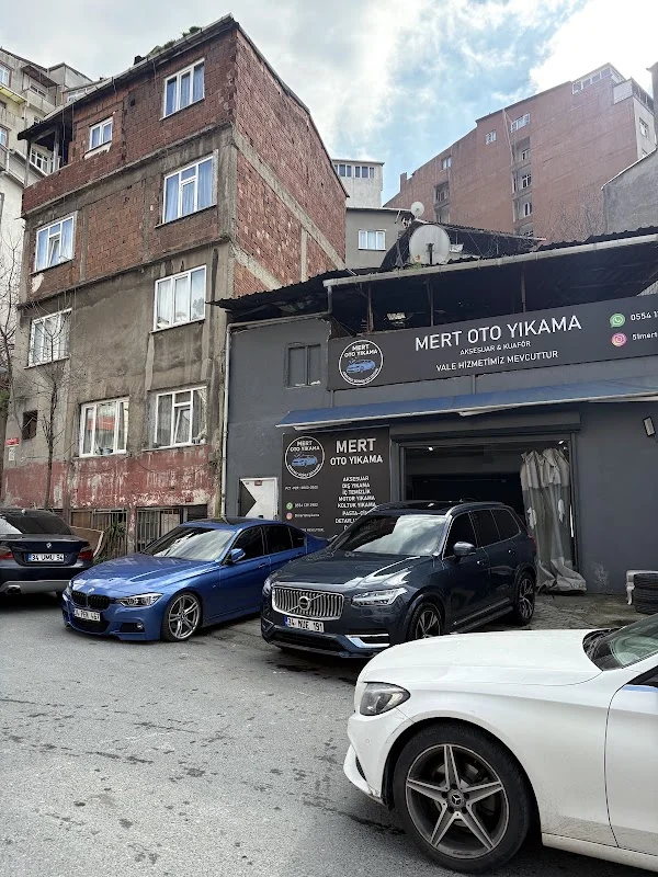 Mert Oto Yıkama - Kağıthane, İstanbul