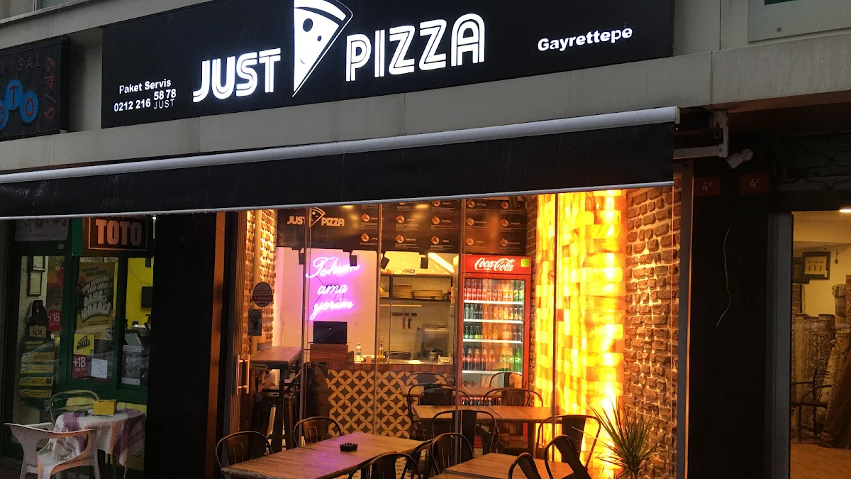 Just Pizza Gayrettepe